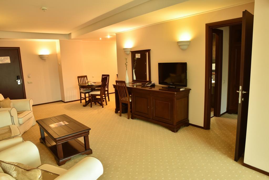 Apartament Executive Vedere Munte Alpin Resort Пояна-Брашов Экстерьер фото